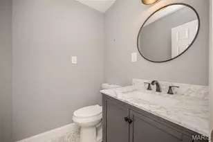 9567 Eddie and Park Rd, Saint Louis, MO 63126 - Photo 11