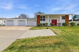 1342 Caulks Hill Rd, Saint Charles, MO 63304 - Photo 1