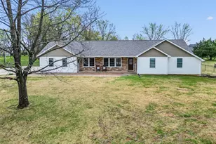 21 Oak Knoll Dr, Saint Charles, MO 63304 - Photo 31