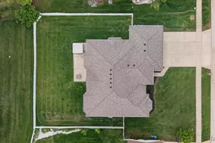 1020 Morgan Meadow Dr, Wentzville, MO 63385 - Photo 31