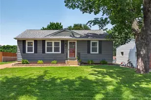 10949 Coral Ridge Dr, Saint Louis, MO 63123 - Photo 3