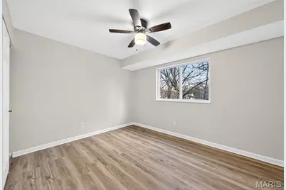 370 Marywood Court, Ballwin, MO 63021 - Photo 11