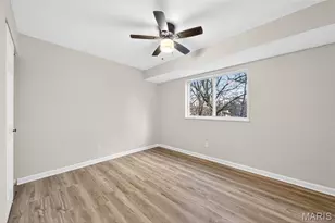 370 Marywood Ct, Ballwin, MO 63021 - Photo 11