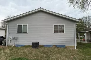 1618 Boardwalk Ave, Florissant, MO 63031 - Photo 3