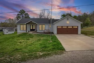 107 Poplar St, De Soto, MO 63020 - Photo 1