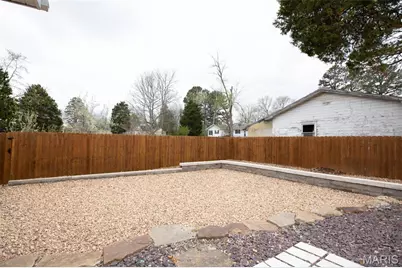 900 E Grand Avenue, Cuba, MO 65453 - Photo 9