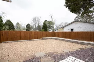 900 E Grand Ave, Cuba, MO 65453 - Photo 9