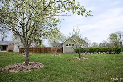 900 E Grand Avenue, Cuba, MO 65453 - Photo 17