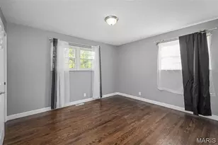 645 Pelican Ln, Florissant, MO 63031 - Photo 13