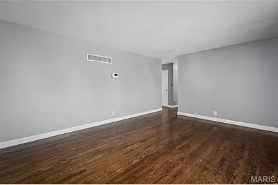 645 Pelican Lane, Florissant, MO 63031 - Photo 3