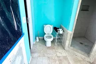 6408 Oleatha Ave, Saint Louis, MO 63139 - Photo 15