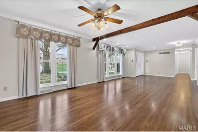 110 Wildwood Court, Saint Charles, MO 63303 - Photo 9