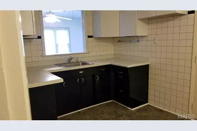 [Address not provided], Cool Valley, MO 63121 - Photo 3