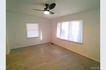 338 Lancashire Road, Saint Louis, MO 63137 - Photo 5