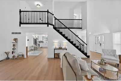 5039 Amber Place Drive, Saint Louis, MO 63128 - Photo 9