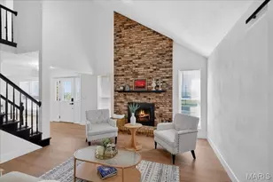 5039 Amber Pl Dr, Saint Louis, MO 63128 - Photo 11