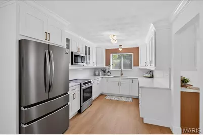 5039 Amber Place Drive, Saint Louis, MO 63128 - Photo 21