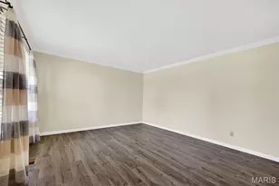 24 Parkwood Dr, Saint Peters, MO 63376 - Photo 9