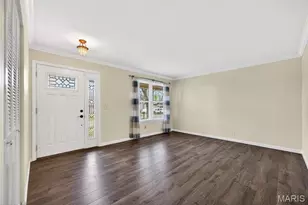 24 Parkwood Dr, Saint Peters, MO 63376 - Photo 7