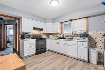 9107 Harold Drive, Berkeley, MO 63134 - Photo 11