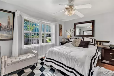 10307 Seaton Drive, Saint Louis, MO 63137 - Photo 9