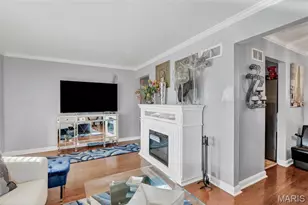 10307 Seaton Dr, Saint Louis, MO 63137 - Photo 5