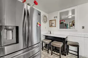 10307 Seaton Dr, Saint Louis, MO 63137 - Photo 15