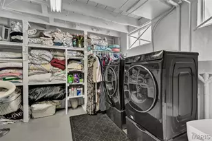 10307 Seaton Dr, Saint Louis, MO 63137 - Photo 29