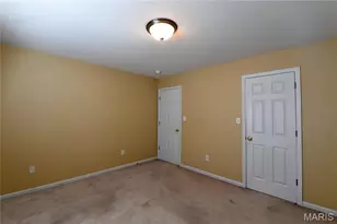 1712 Preston Centre Dr, Fenton, MO 63026 - Photo 25