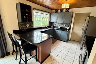 15446 Grantley Dr, Chesterfield, MO 63017 - Photo 9