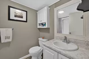 15446 Grantley Dr, Chesterfield, MO 63017 - Photo 57