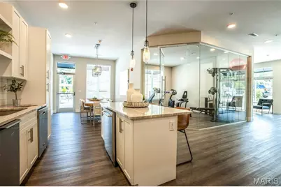 226 E Lockwood Avenue #305, Saint Louis, MO 63119 - Photo 5