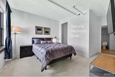 915 Olive Street #1605, Saint Louis, MO 63101 - Photo 17