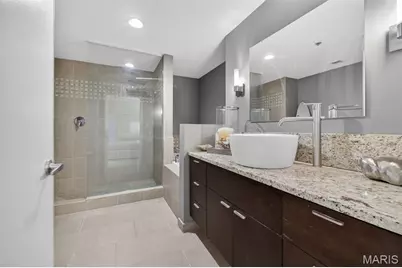 915 Olive Street #1605, Saint Louis, MO 63101 - Photo 15