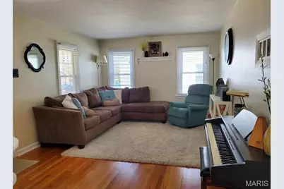 2806 Hilldale Avenue, Saint Louis, MO 63144 - Photo 3