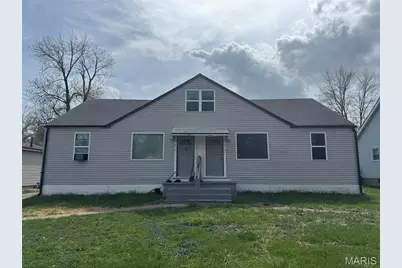 916 Murcia Street, Saint Louis, MO 63138 - Photo 1