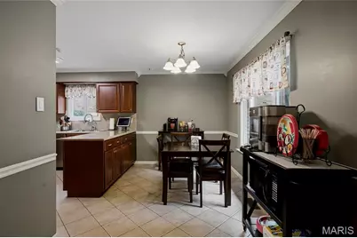 334 Dungate Drive, Chesterfield, MO 63017 - Photo 9
