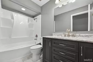 495 Baywillow Dr, Ballwin, MO 63011 - Photo 11