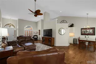 845 Wellesley Pl Dr, Chesterfield, MO 63017 - Photo 5