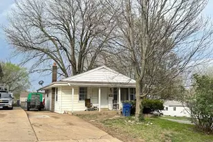 11021 Bernice Ave, Saint Ann, MO 63074 - Photo 1