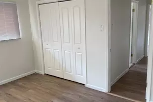 9091 Patrick Dr, Saint John, MO 63114 - Photo 11