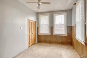 4154 Schiller Pl, Saint Louis, MO 63116 - Photo 9