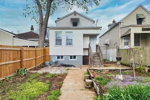 4154 Schiller Pl, Saint Louis, MO 63116 - Photo 19