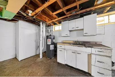 7245 Saint Andrews Place, Normandy, MO 63121 - Photo 17