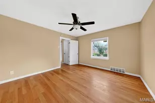 7245 St Andrews Pl, Normandy, MO 63121 - Photo 11