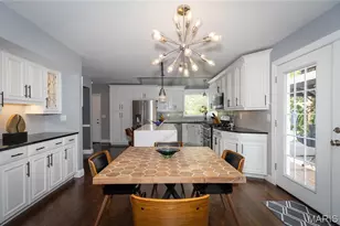 2012 Autumn Wood Dr, Saint Charles, MO 63303 - Photo 9