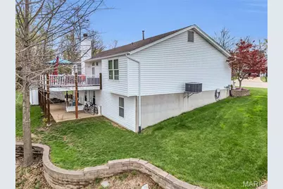 74 S Langfield Court, Saint Charles, MO 63304 - Photo 9