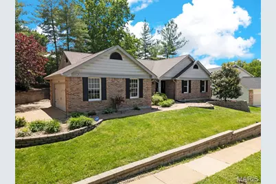 4568 Braungate Drive, Saint Louis, MO 63128 - Photo 3