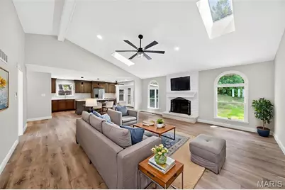 4568 Braungate Drive, Saint Louis, MO 63128 - Photo 9