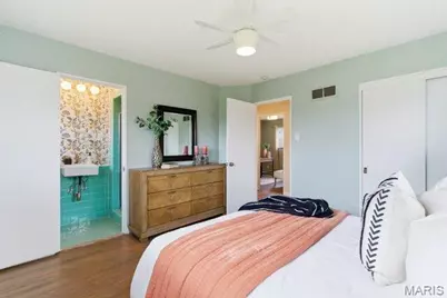 7424 Saleen Court, Saint Louis, MO 63130 - Photo 23